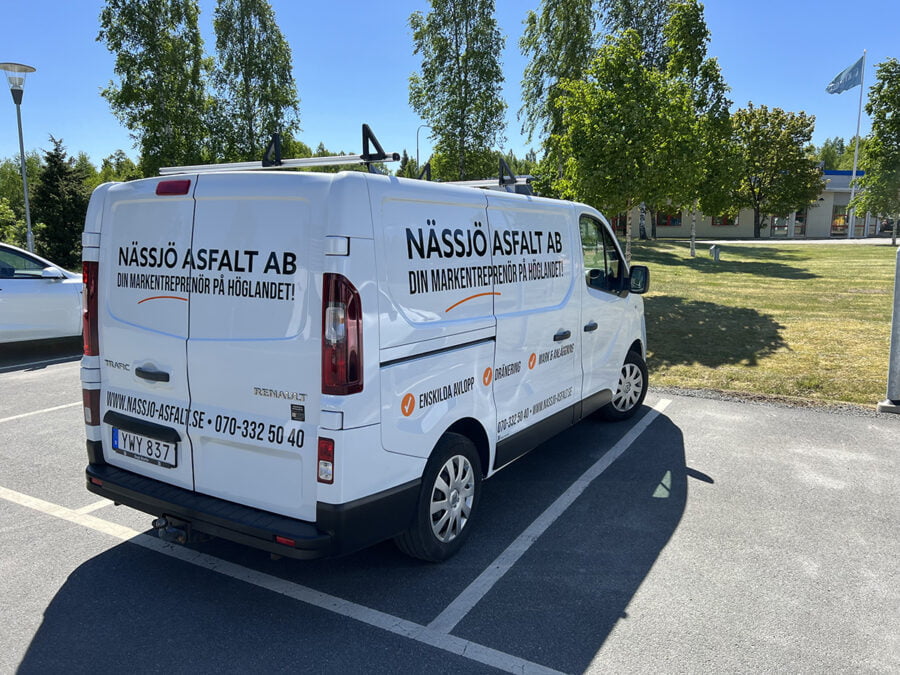 Bilstripe till Nässjö Asfalt